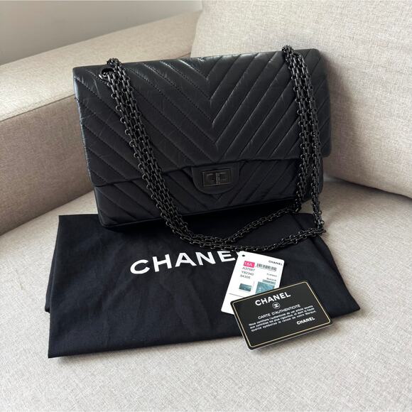 CHANEL 2.55 So Black Reissue Aged Calfskin Quilted Chevron Chain Flap Bag 226 - Picture 1 of 13